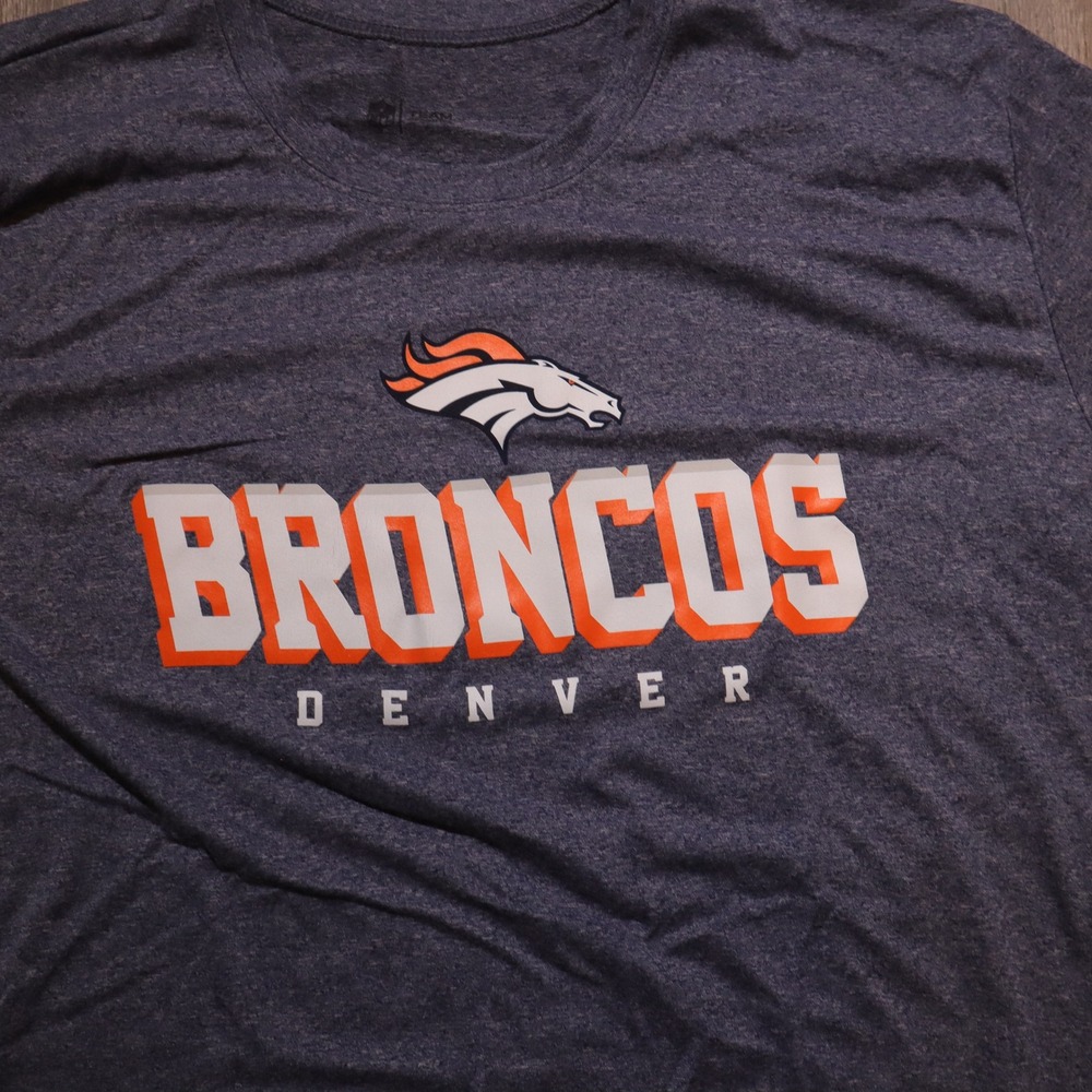 Denver Broncos NFL Team Apparel NFL Shield Logo T Shirt Men‎ XL Heather Gray